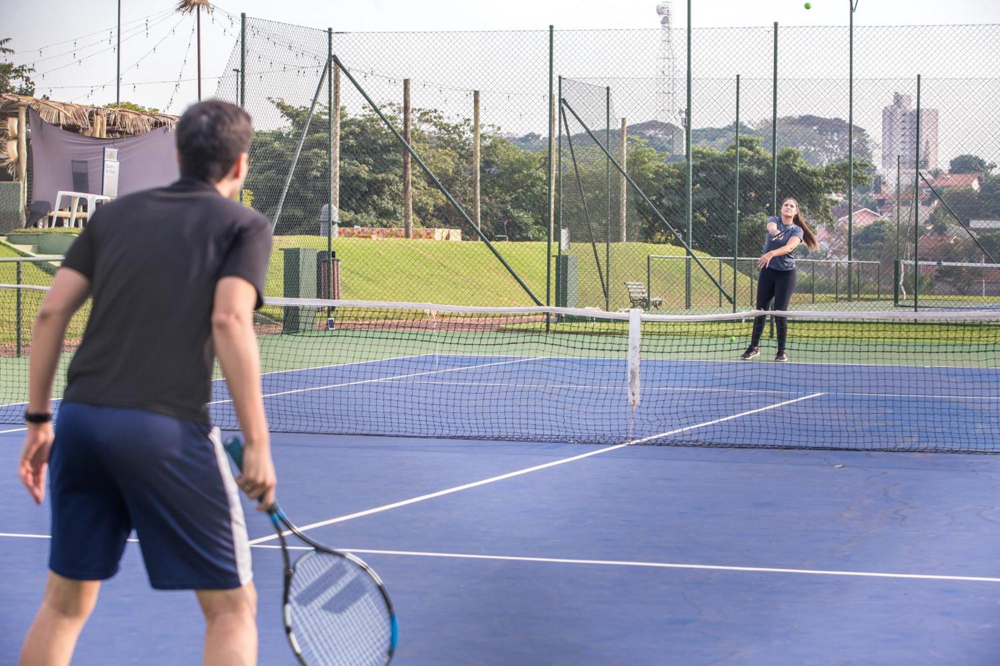 Blue Tree Thermas De Lins Resort Dış mekan fotoğraf Tennis